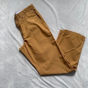 Men's LL Bean Classic Fit Khaki Pants